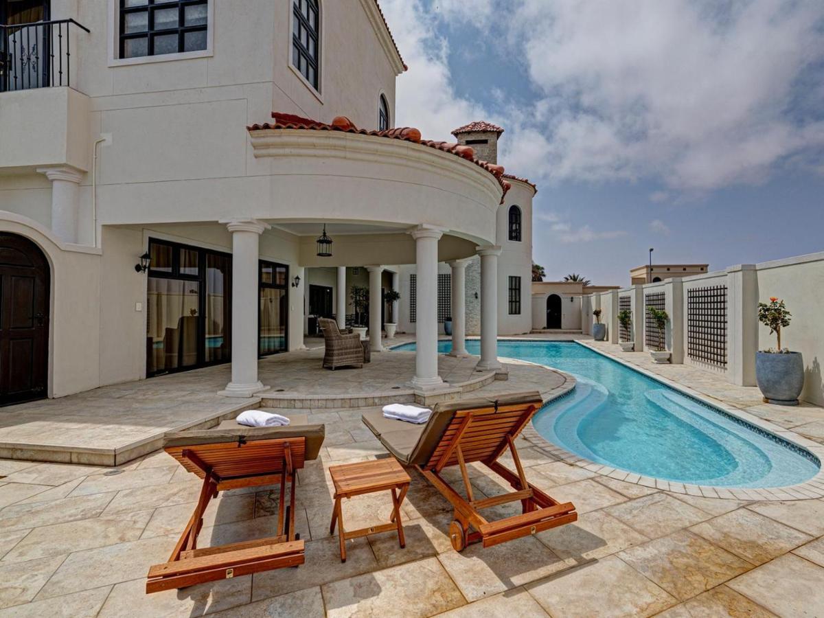 Lagoon Suites Guesthouse Cc ولفس بي المظهر الخارجي الصورة